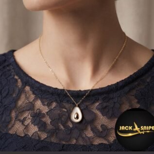 teardrop-pendant necklace