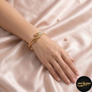 feather-leaf-bangle